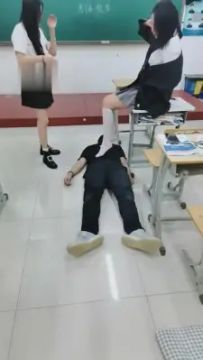 ˫Ӽ!!:ѧͬѧ