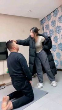����¹������˫����S�����߷��ﹷ